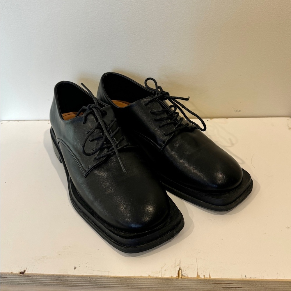 Square Head Leather Shoes